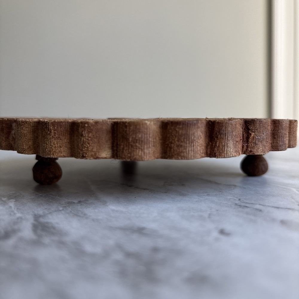 Vintage Hand Carved Wooden Footed Trivet India Boho Floral Plant Stand Riser - Picture 4 of 5